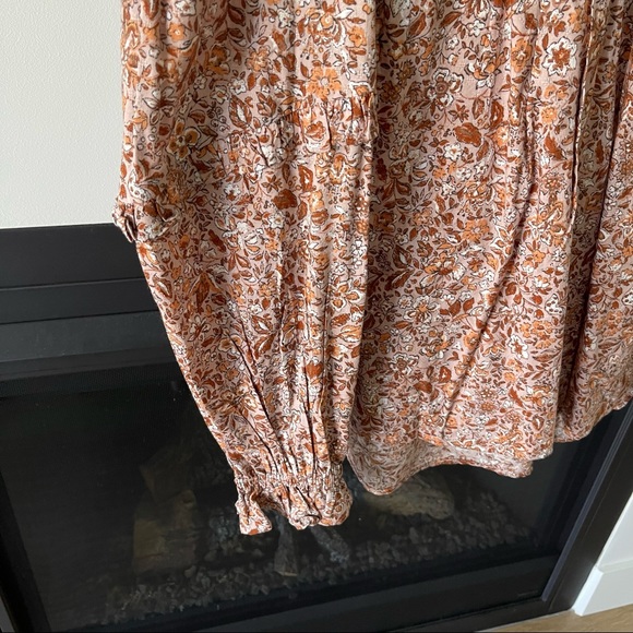 Target Blouse - Picture 5 of 5